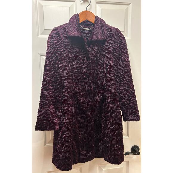 White House Black Market Plum Persion Faux Fur Coat, Size SP - Picture 1 of 7